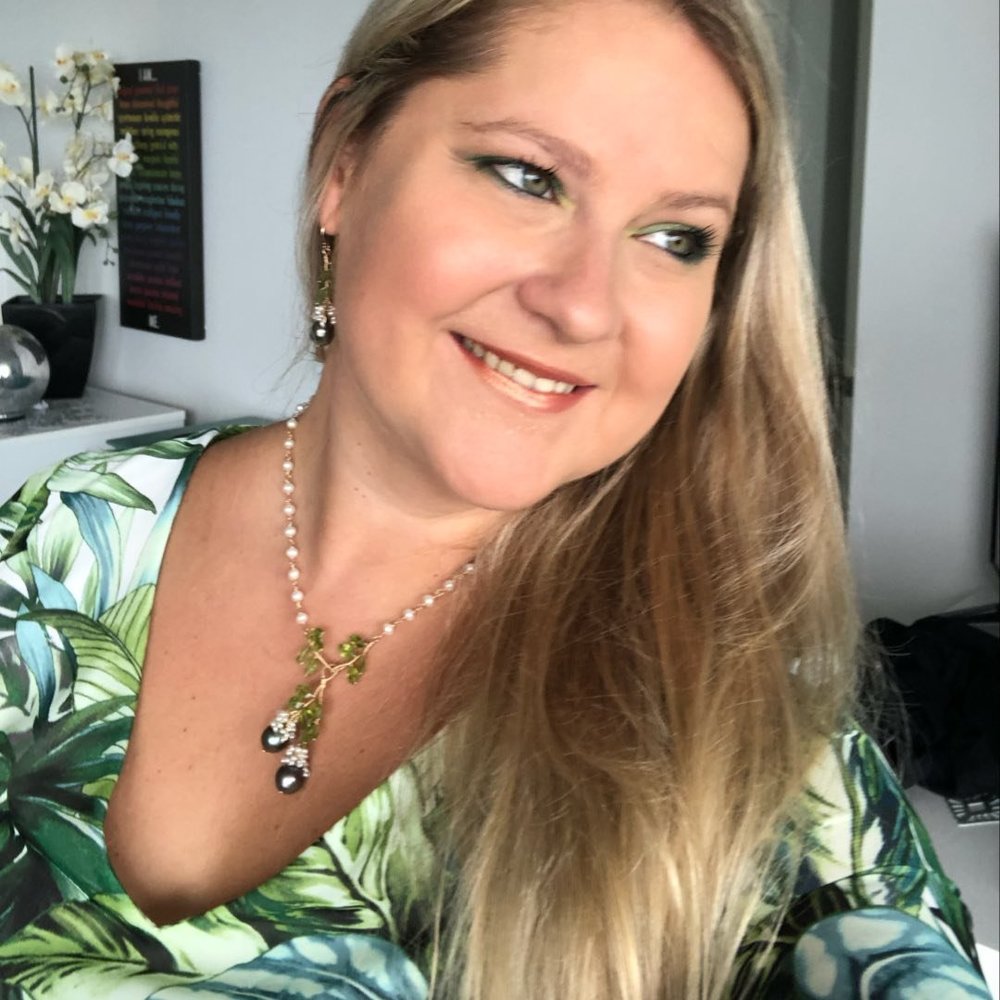 Meet your Posher, Dainora